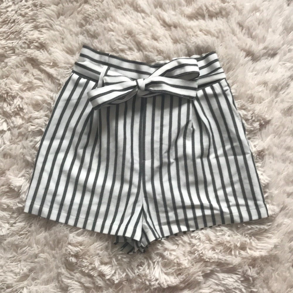 F21 High Waisted Tie Front Shorts
